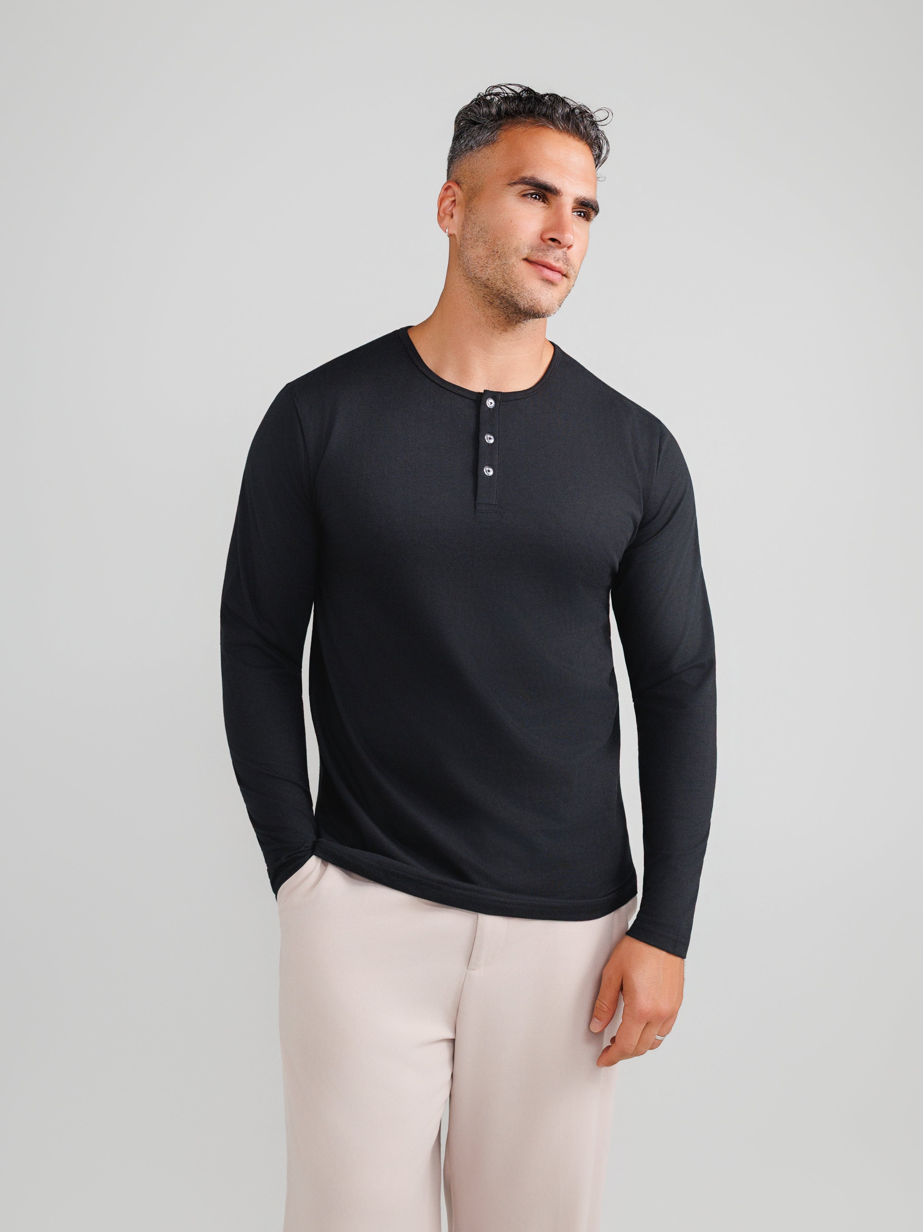 Loong  Henley
